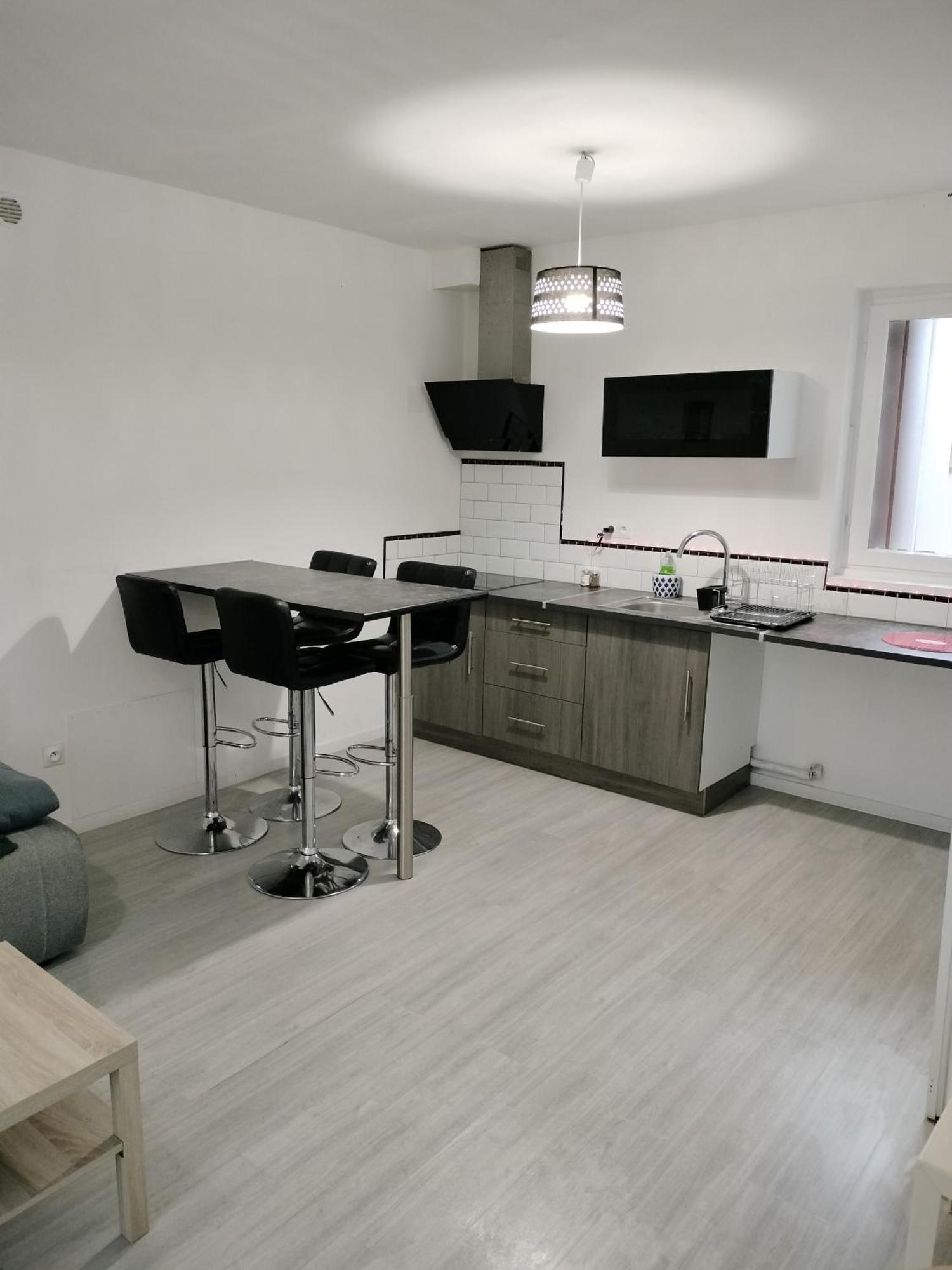Appartement Cosy Avec Patio En Rdc Perpignan Luaran gambar